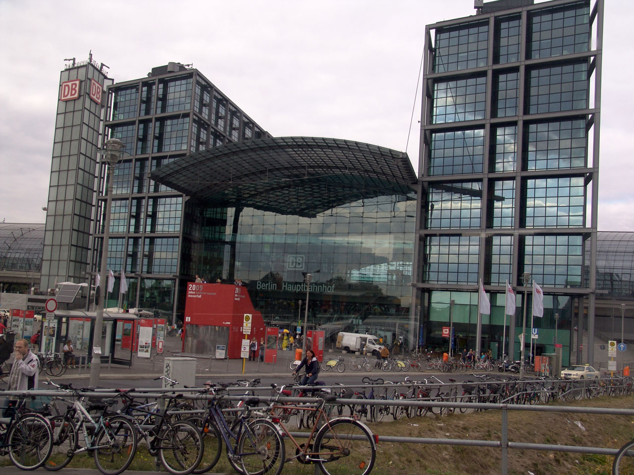 Berliner Hauptbahnhof