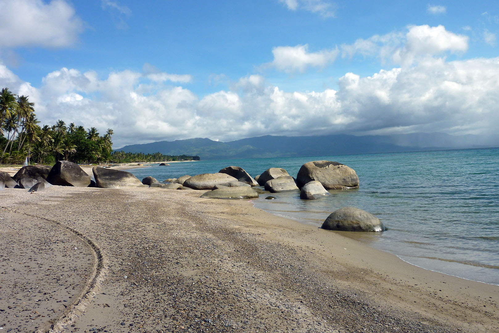 Strand zwischen Duyong und Patria