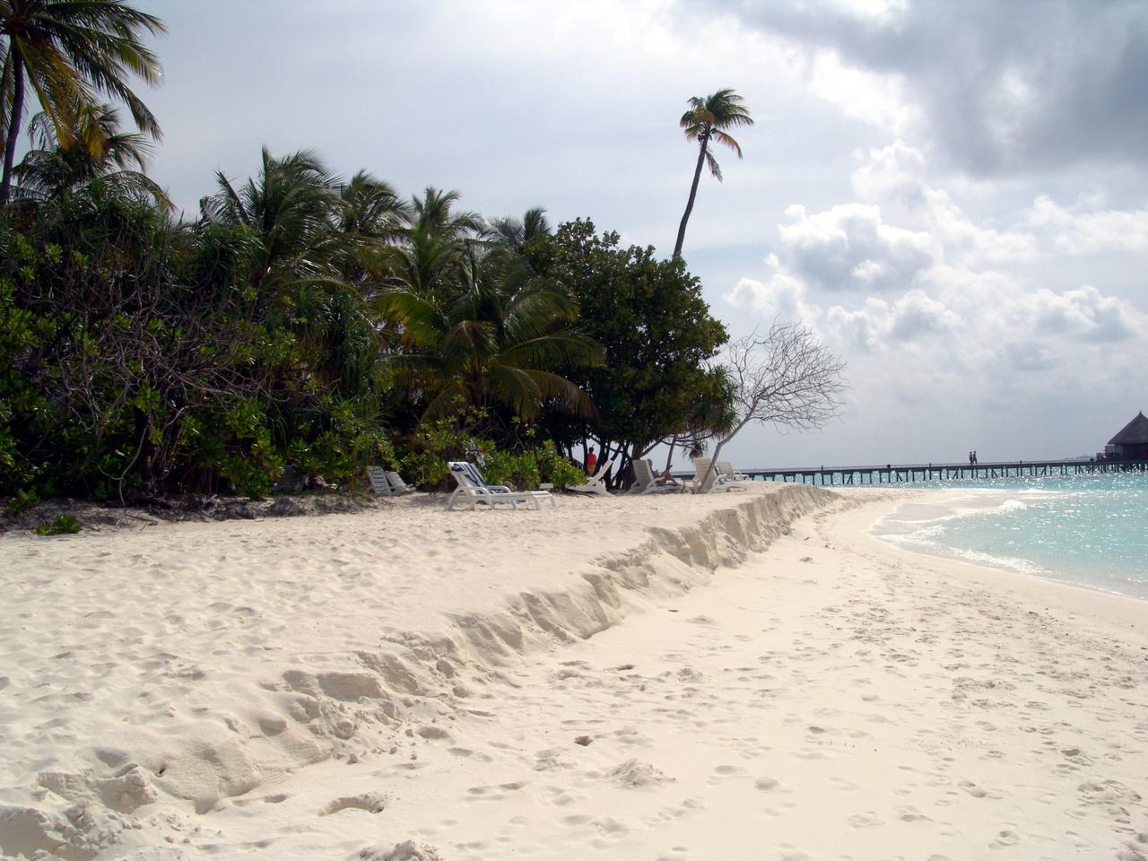 Stufe am Strand bei Bungi 125