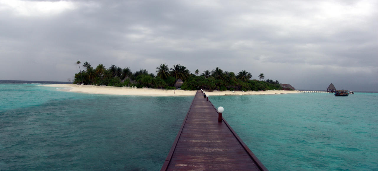 Panorama der Insel (Lagunenseite vom Wasserbungisteg)