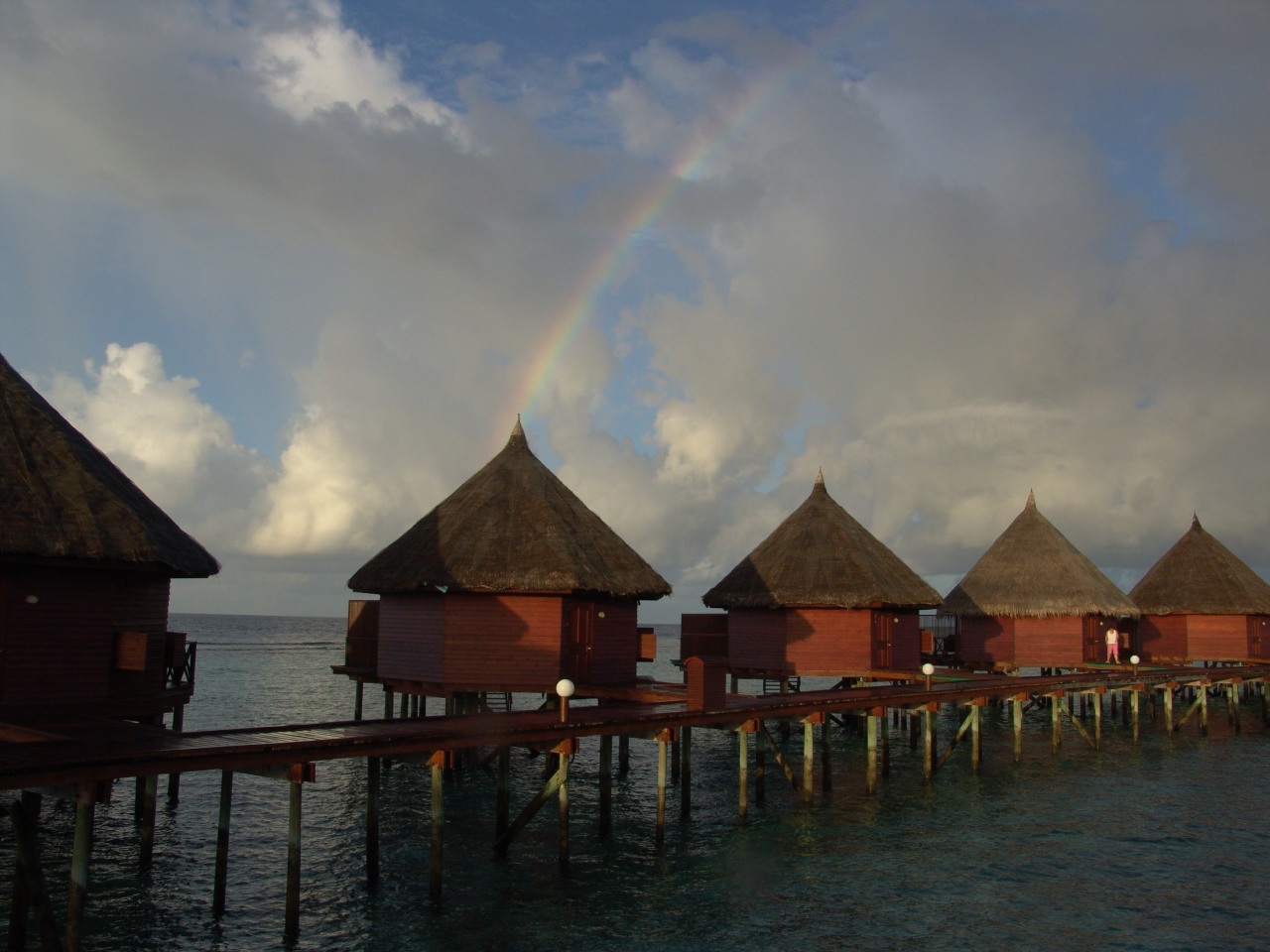 Regenbogen über Wasserbungis