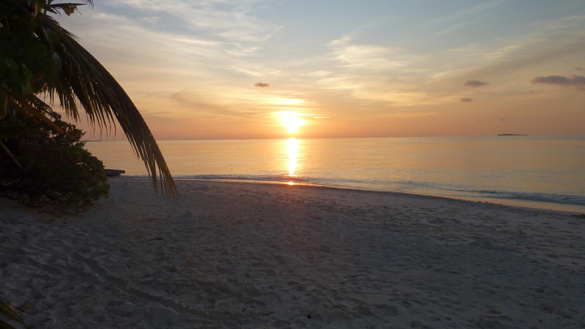 Sonnenuntergang vor unserem Bungi