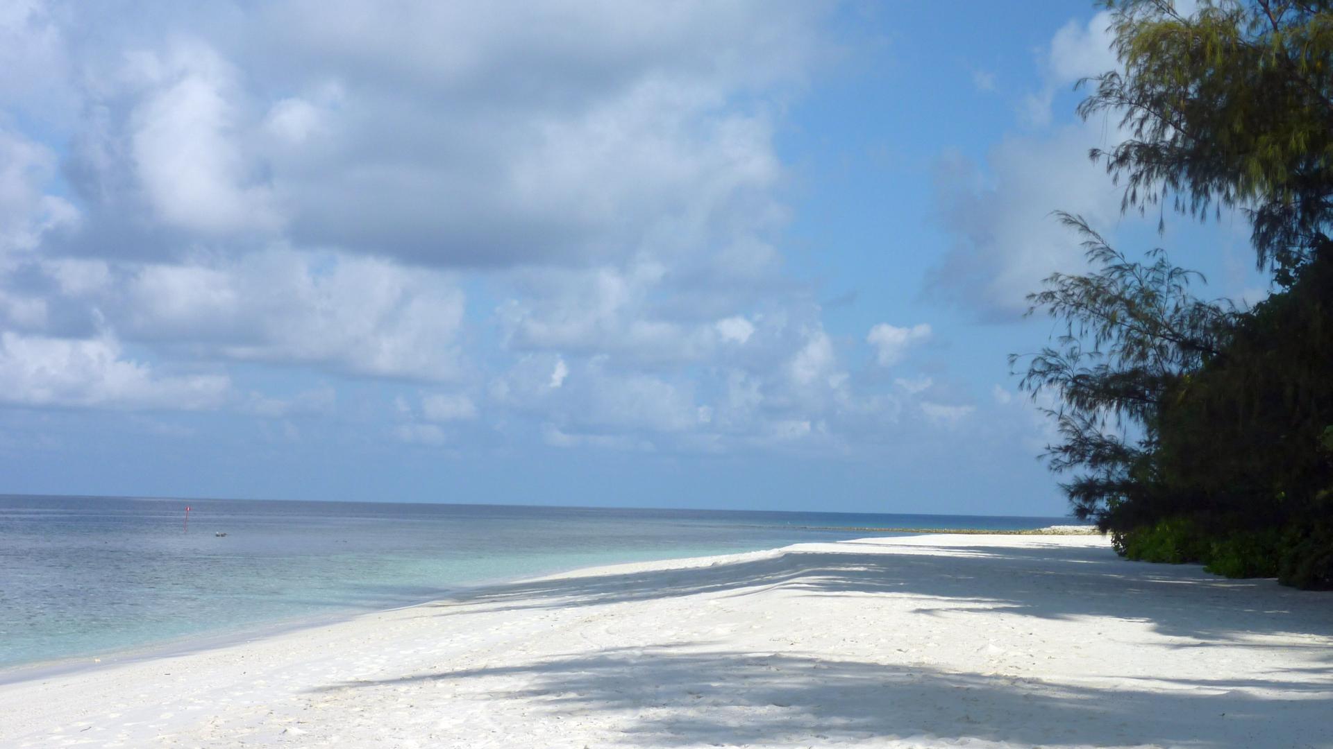 Strand ca. bei Bungi 130