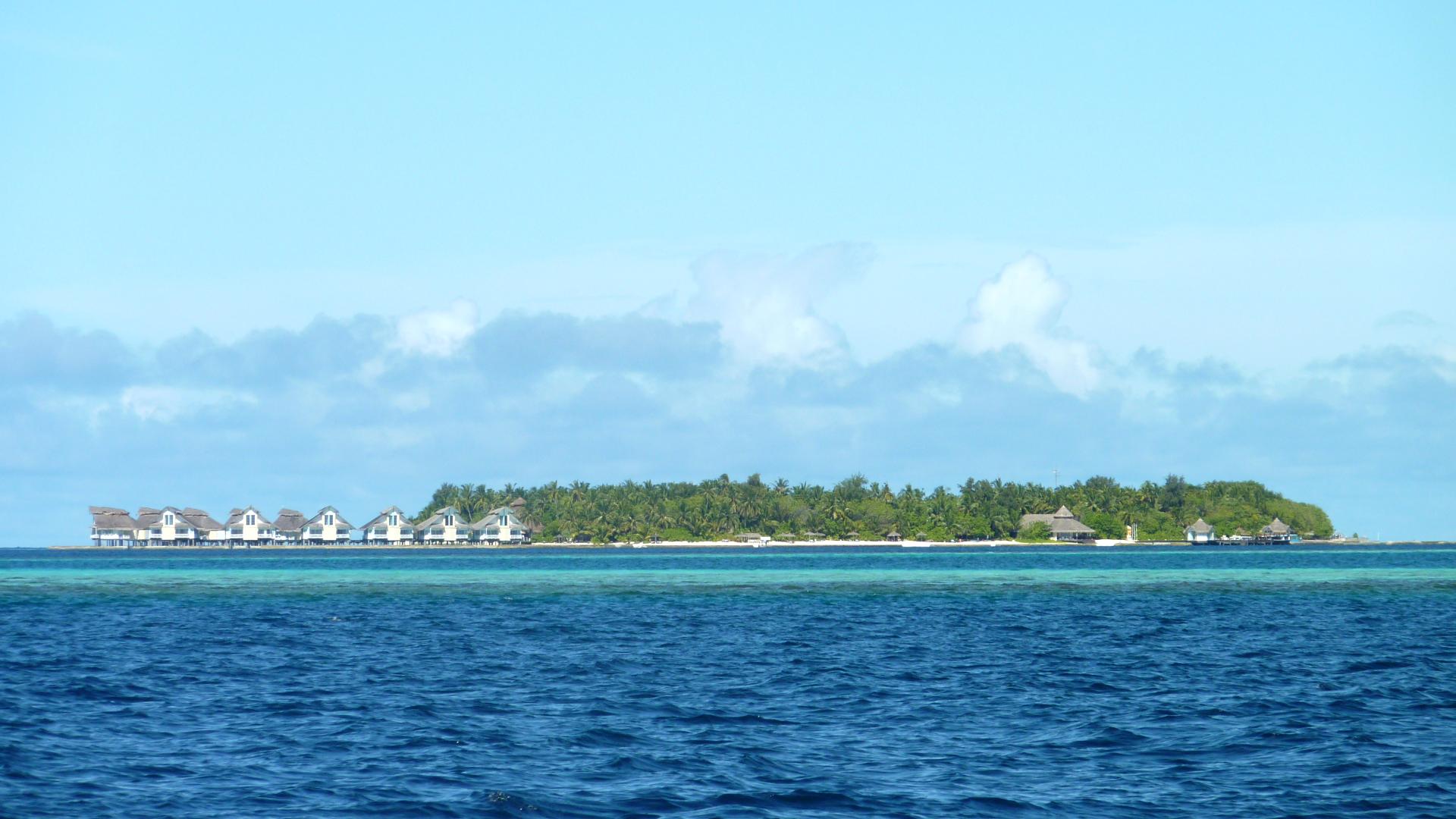 Ellaidhoo im Vorbeifahren