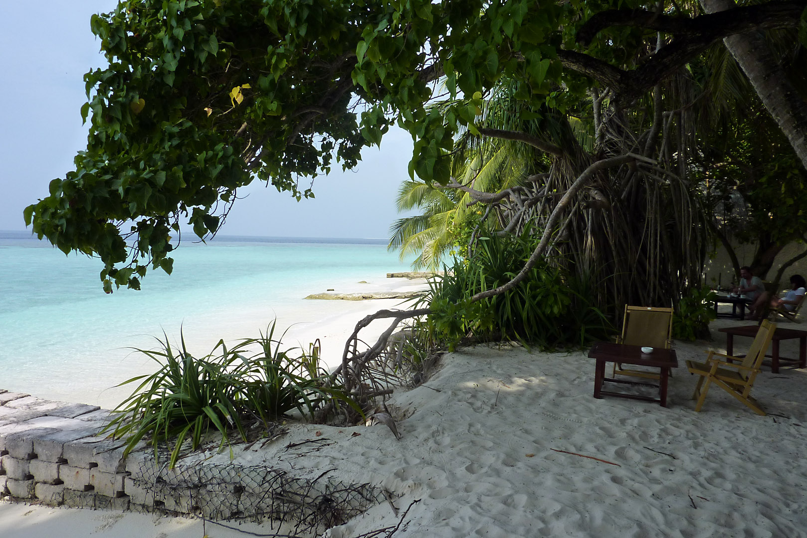 Die Bar außen am Meer