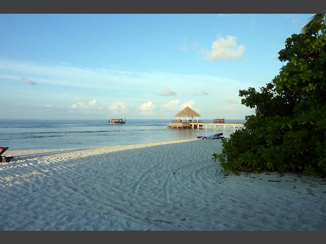 Strand vor Bungi 140