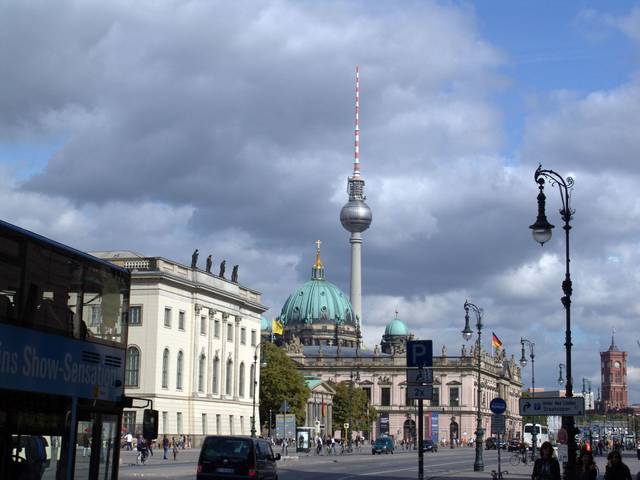 Dom, Fernsehturm und Rathaus