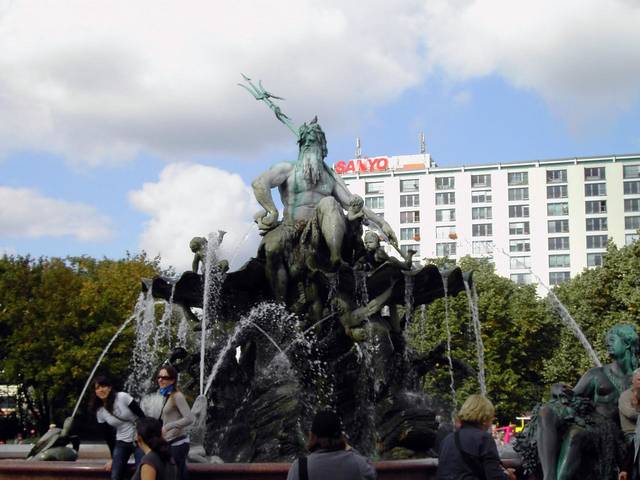 Neptunbrunnen