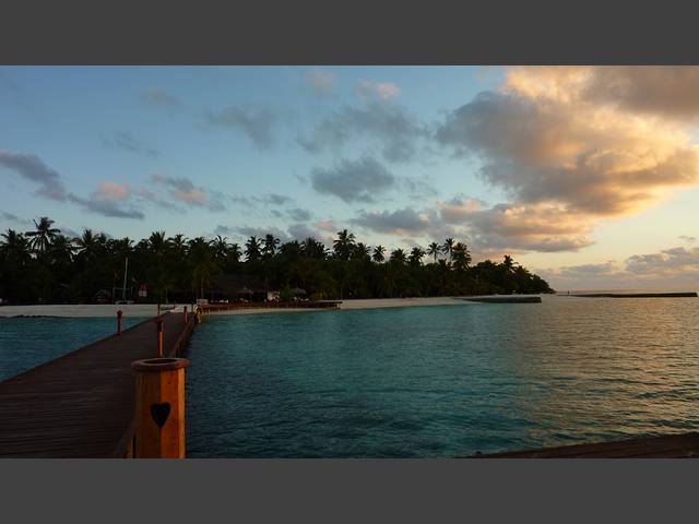 Die Insel im Sonnenuntergang