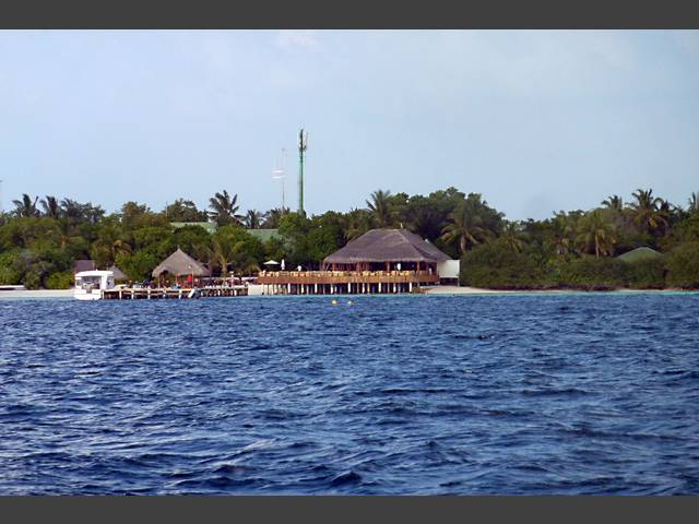 Blick zur Insel vom Boot