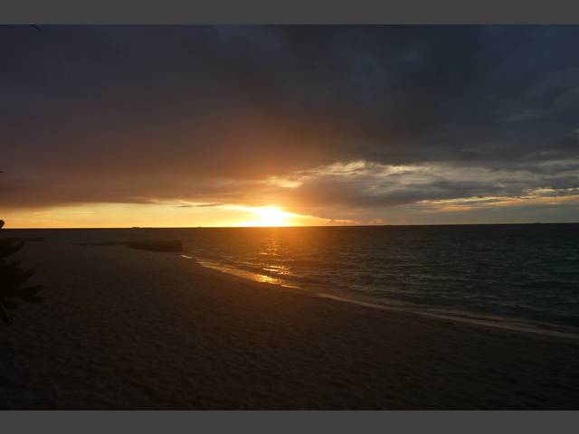 Sonnenuntergang von der Insel aus