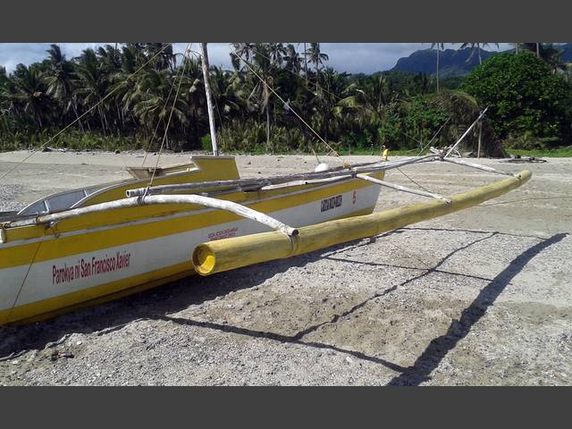 Fischerboot am Strand