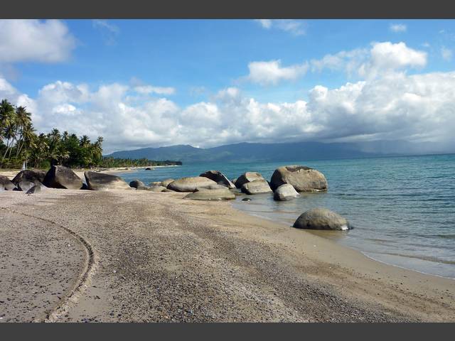 Strand zwischen Duyong und Patria