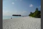 Lagune mit Wasserbungalows