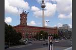 Fernsehturm hinterm Rathaus