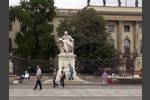 Wilhelm von Humboldt vor seiner Uni