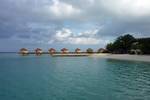 Blick zu den Wasserbungalows