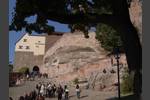 Natürliche und künstliche Außenmauer